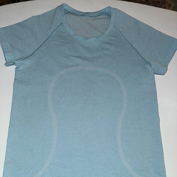Lululemon Swifty Tech Sparkle Short Sleeve Crew Size 6 - Powder Blue with Silver - Picture 10 of 16